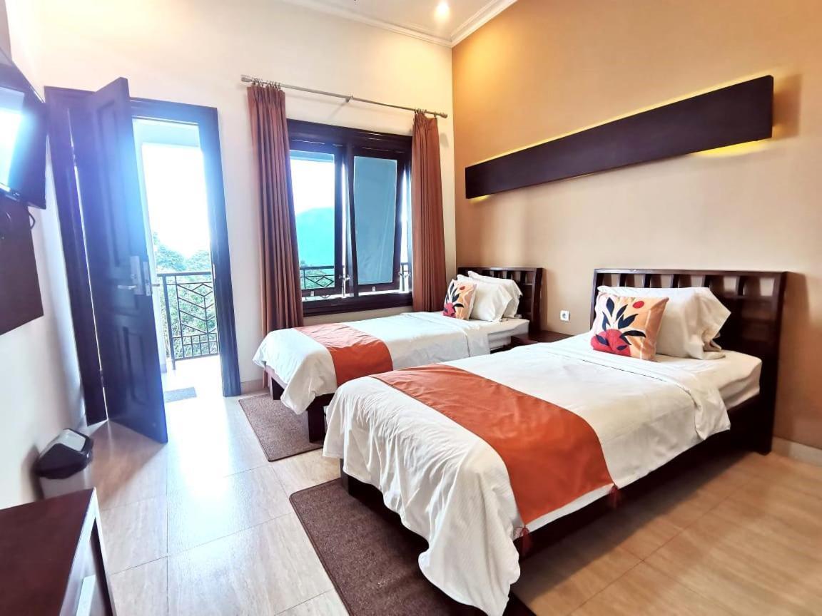 Avila Ketapan Rame Hotel Prigen Exterior photo